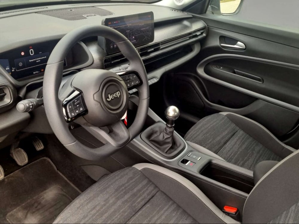 Jeep Avenger usata a Livorno (6)
