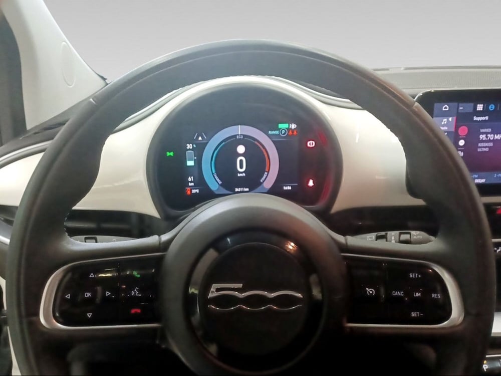 Fiat 500e usata a Firenze (10)
