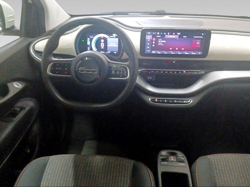 Fiat 500e usata a Firenze (11)