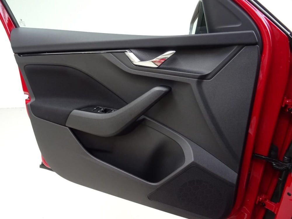 Skoda Kamiq nuova a Como (11)