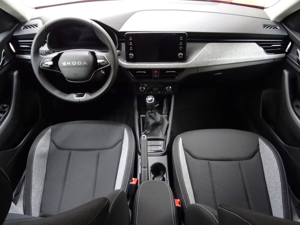 Skoda Kamiq nuova a Como (4)