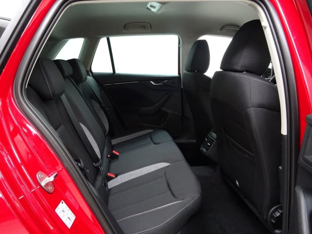 Skoda Kamiq nuova a Como (5)