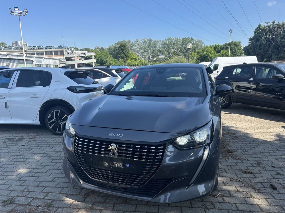 Peugeot 208 usata a Milano (2)