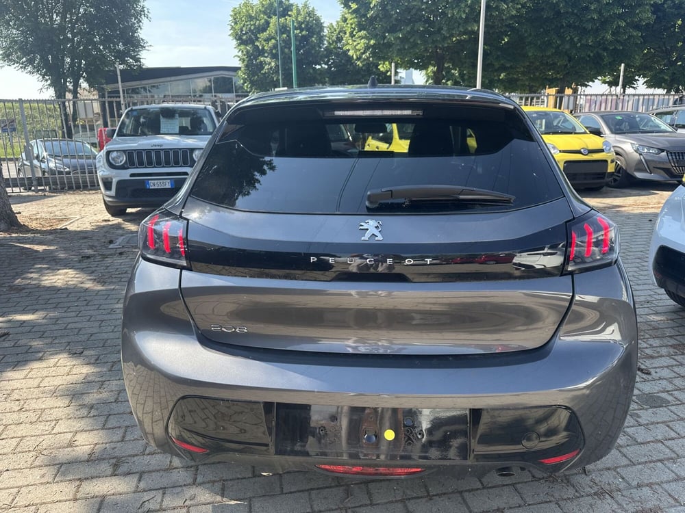 Peugeot 208 usata a Milano (6)