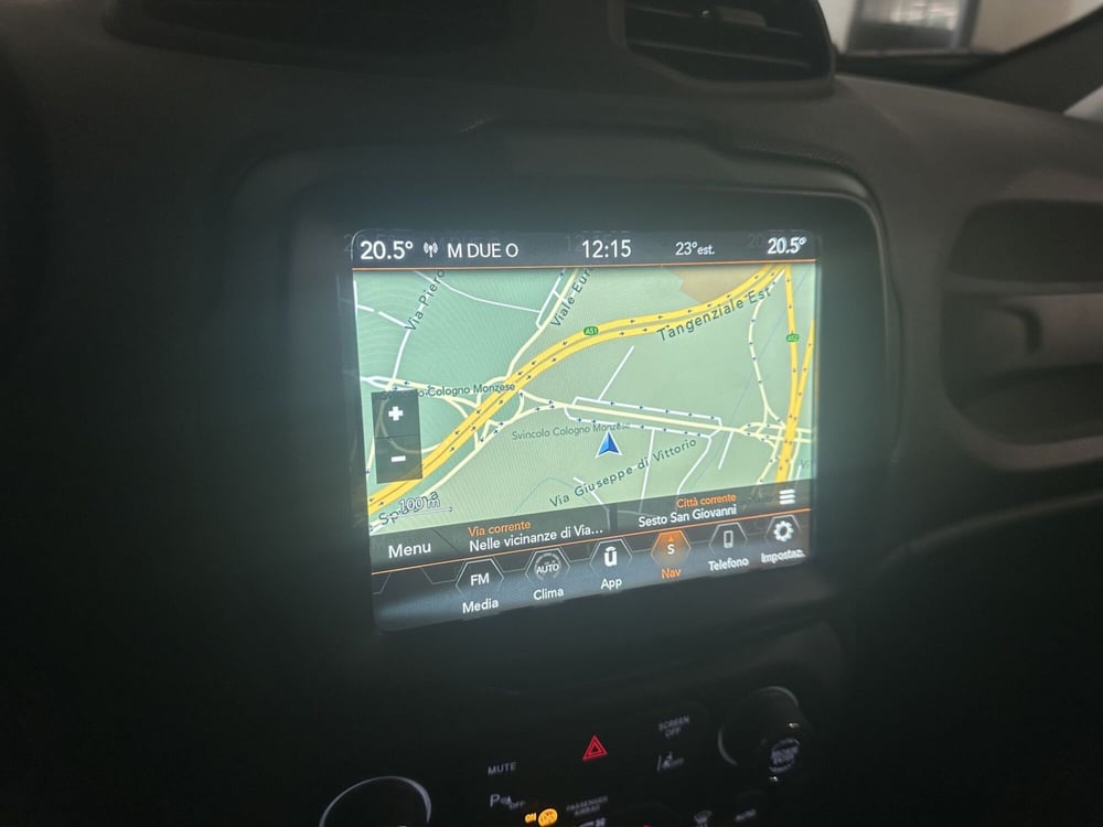 Jeep Renegade usata a Milano (17)