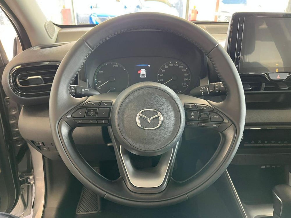 Mazda Mazda2 Hybrid nuova a Como (11)