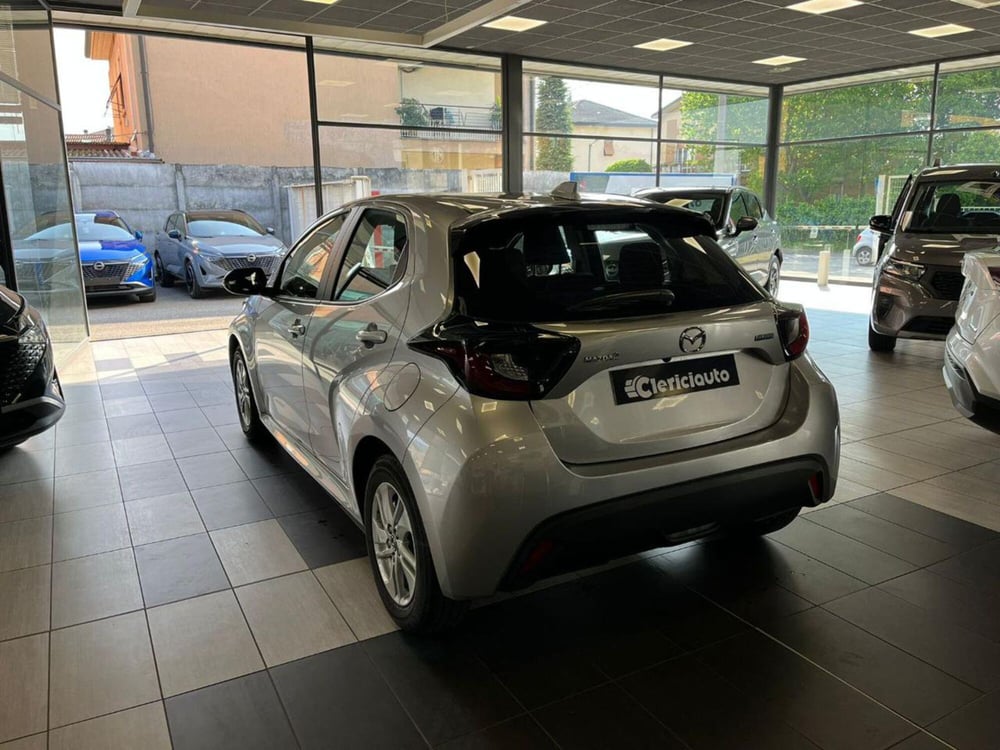 Mazda Mazda2 Hybrid nuova a Como (4)