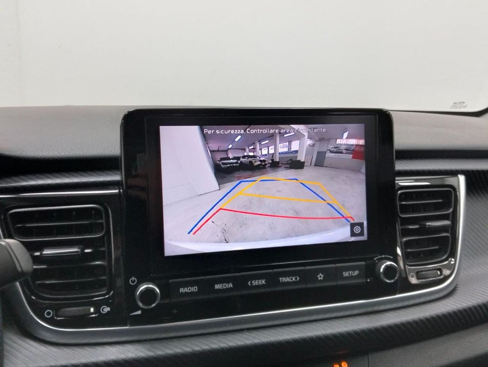 Kia Rio usata a Como (17)