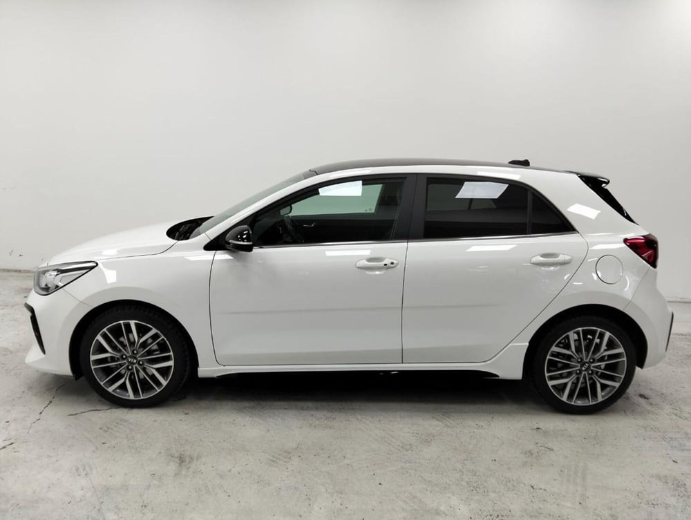 Kia Rio usata a Como (8)