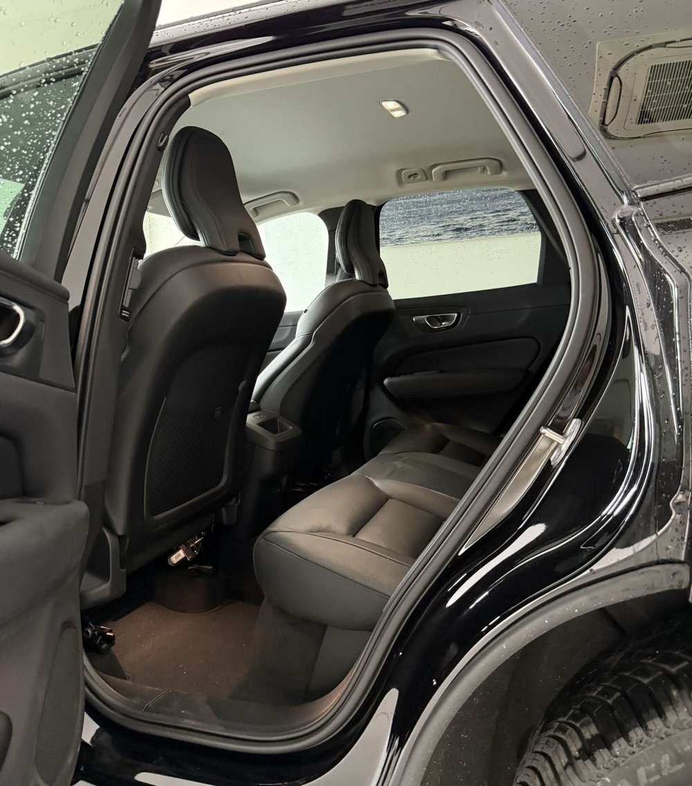 Volvo XC60 usata a Parma (6)