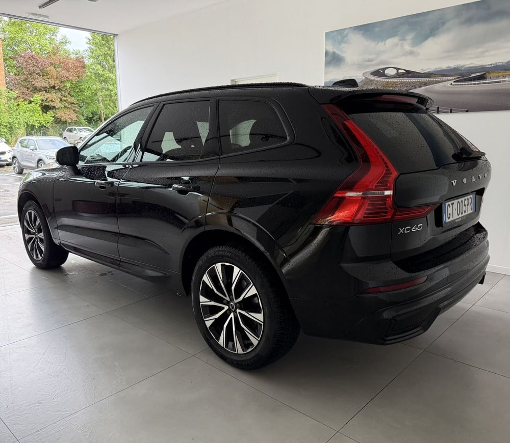 Volvo XC60 usata a Parma (8)