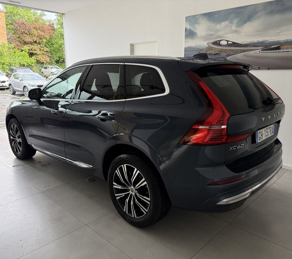 Volvo XC60 usata a Parma (11)