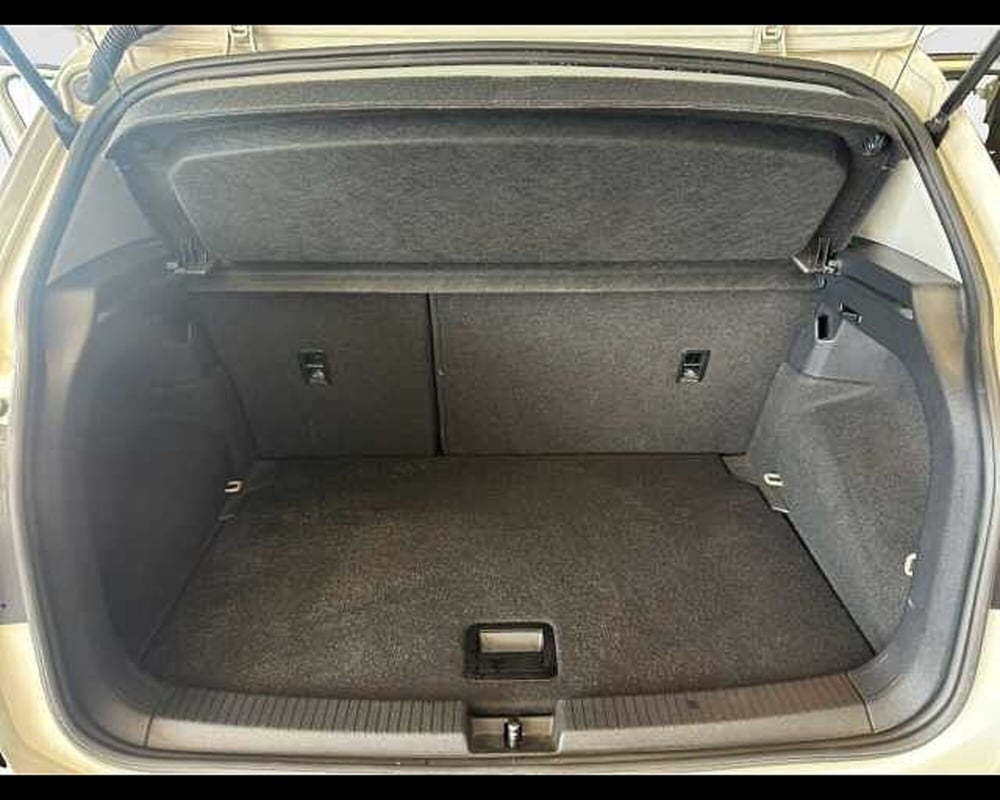Volkswagen T-Cross usata a Roma (11)