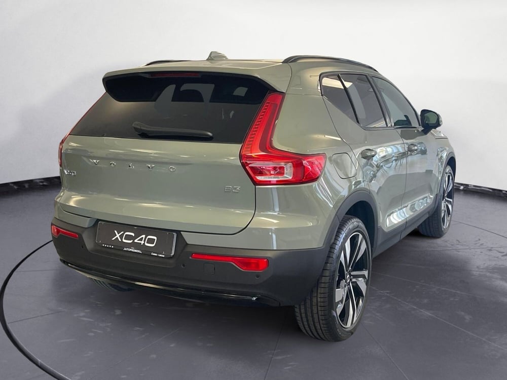 Volvo XC40 nuova a Como (4)