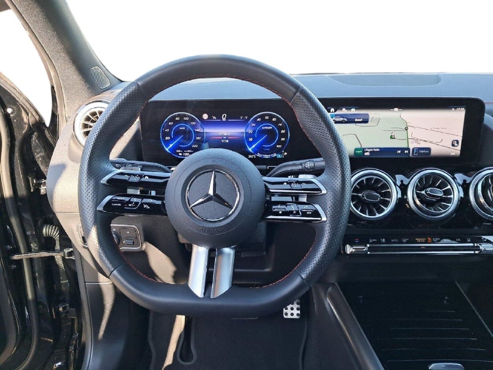 Mercedes-Benz EQA usata a Salerno (13)