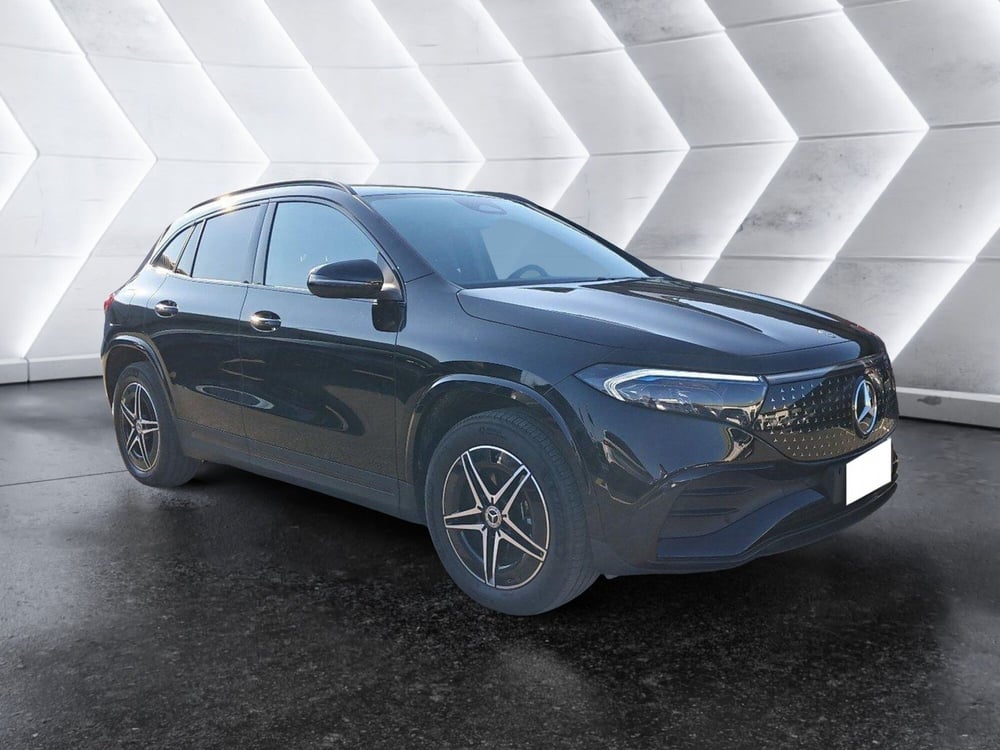 Mercedes-Benz EQA usata a Salerno (3)