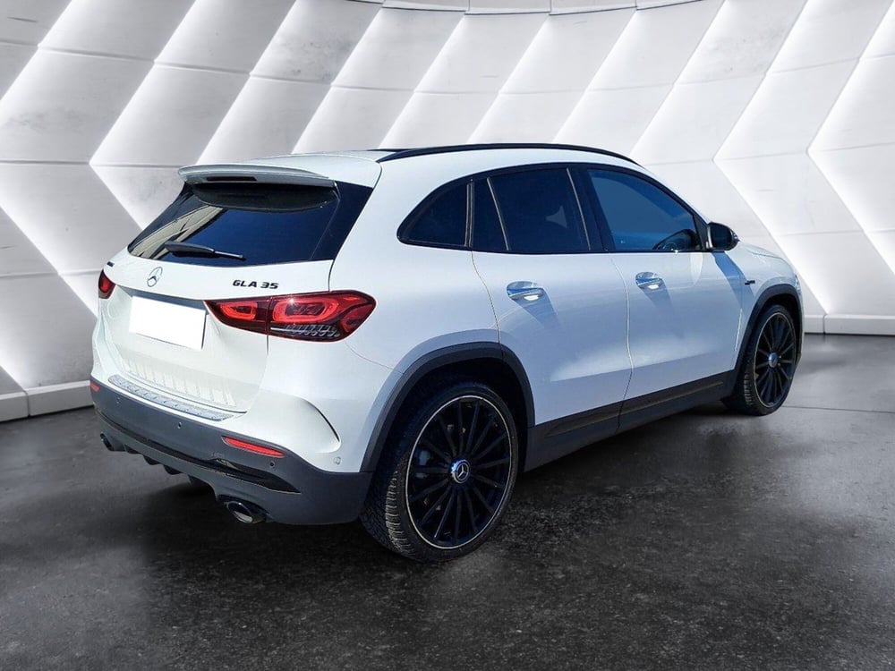 Mercedes-Benz GLA SUV usata a Salerno (7)
