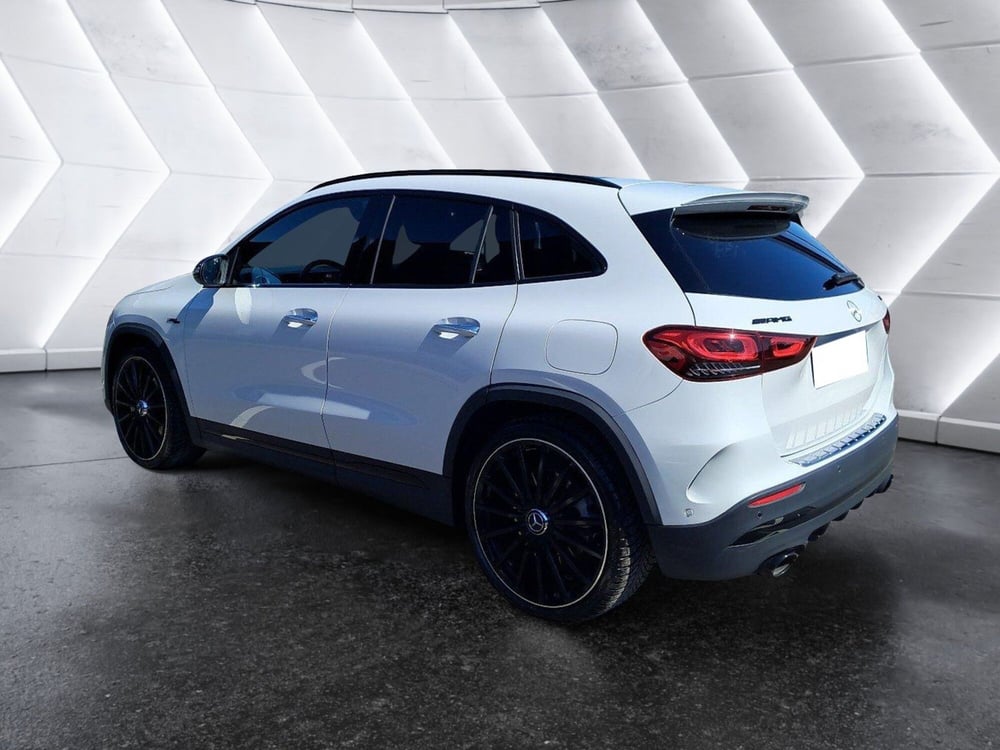 Mercedes-Benz GLA SUV usata a Salerno (8)