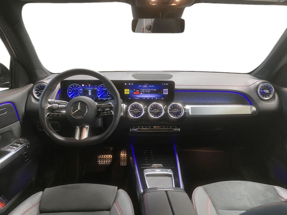 Mercedes-Benz EQB usata a Napoli (12)