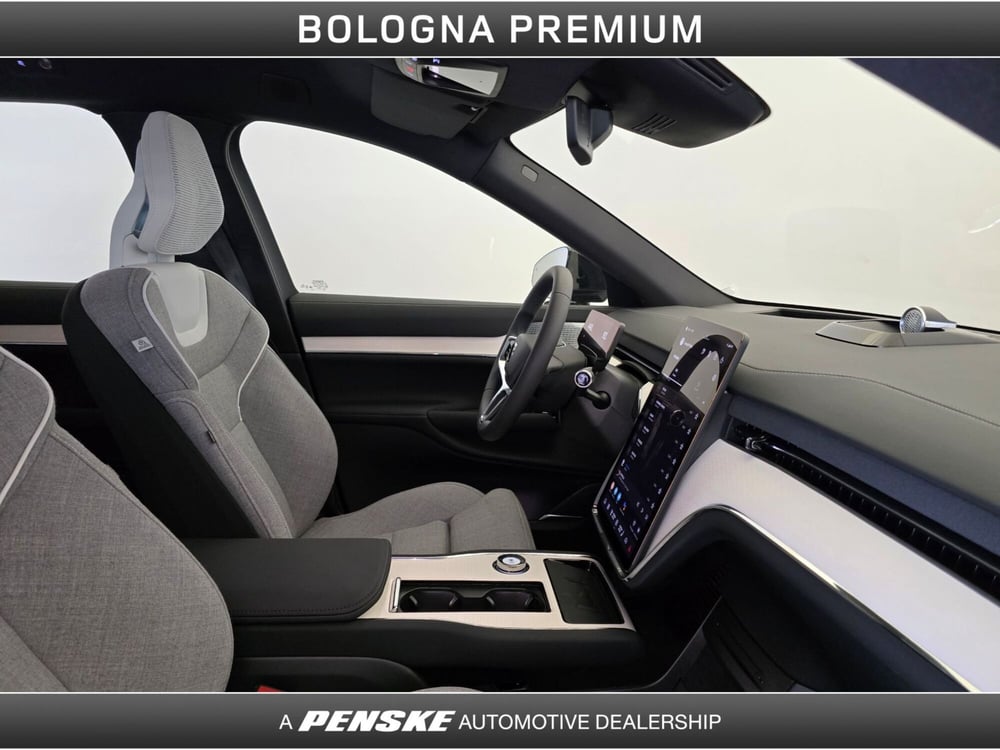 Volvo EX90 usata a Bologna (3)