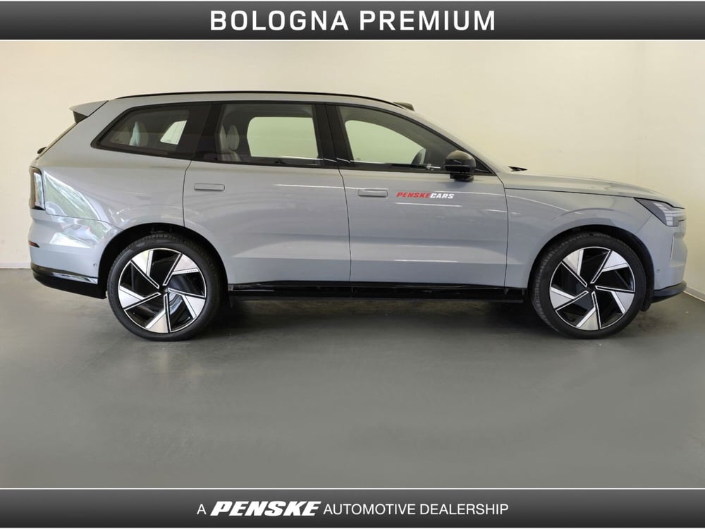 Volvo EX90 usata a Bologna (6)