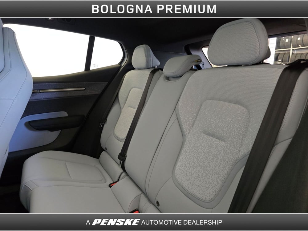 Volvo EX30 usata a Bologna (18)