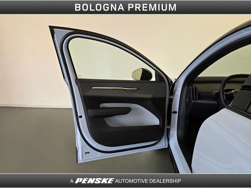 Volvo EX30 usata a Bologna (17)