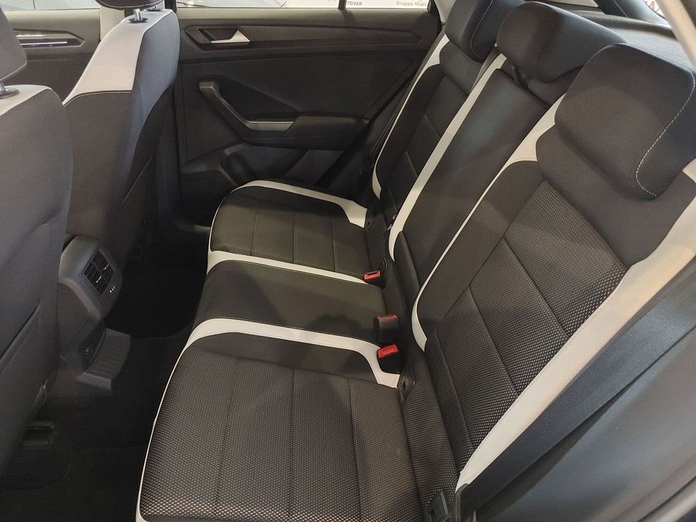 Volkswagen T-Roc usata a Vercelli (10)