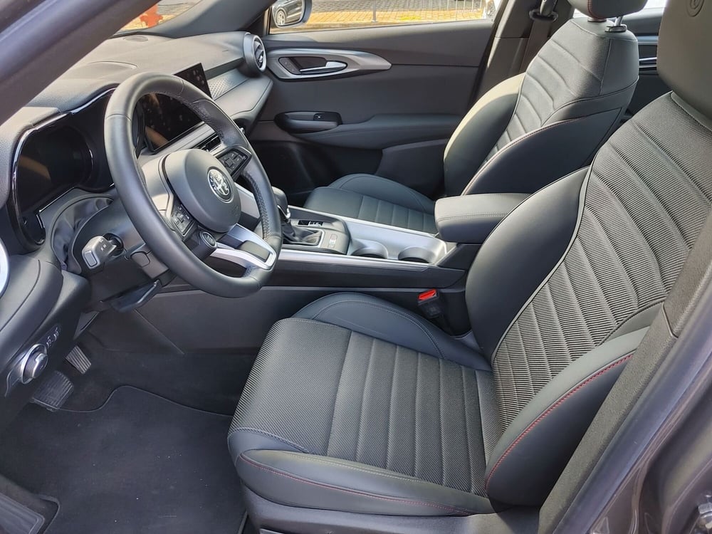 Alfa Romeo Tonale usata a Vercelli (10)