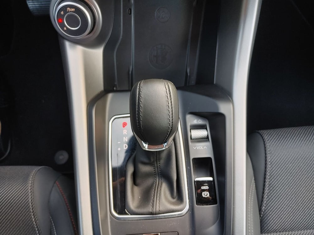 Alfa Romeo Tonale usata a Vercelli (14)