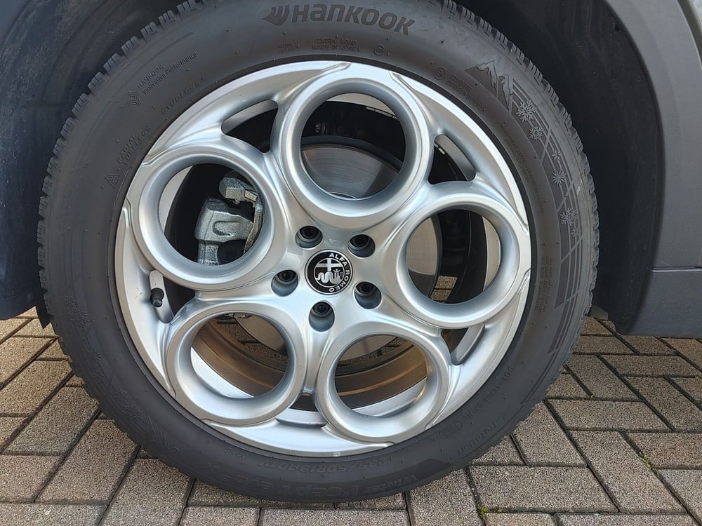 Alfa Romeo Tonale usata a Vercelli (8)