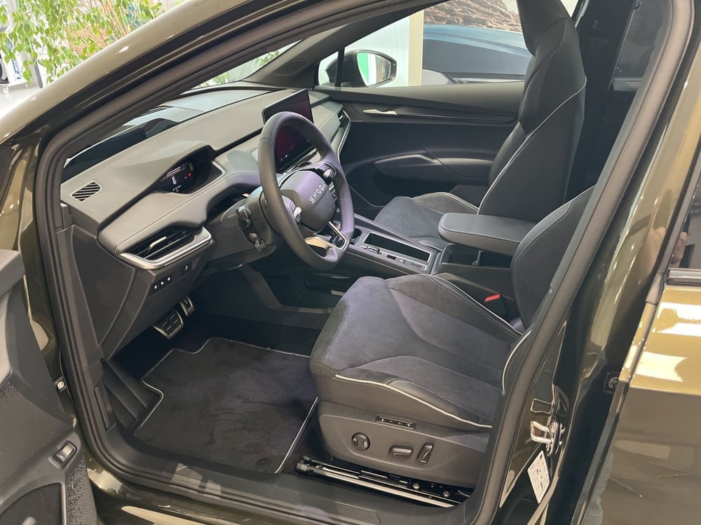 Skoda Enyaq Coupé nuova a Modena (12)