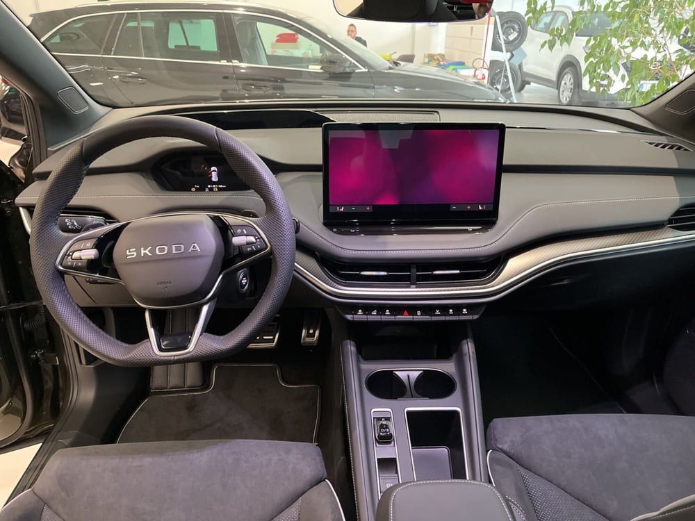 Skoda Enyaq Coupé nuova a Modena (14)