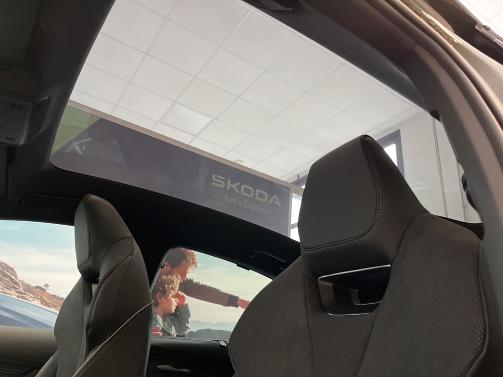 Skoda Enyaq Coupé nuova a Modena (19)