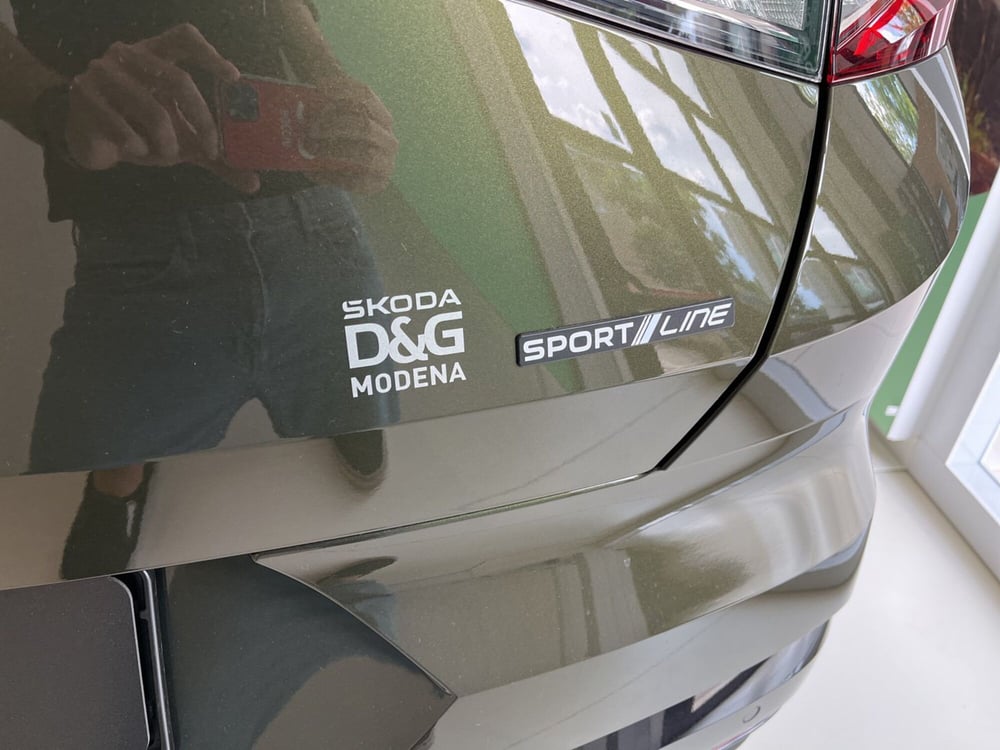 Skoda Enyaq Coupé nuova a Modena (8)