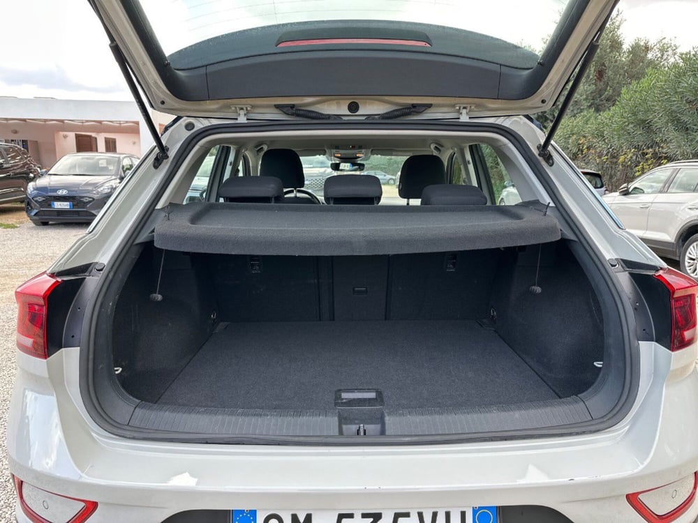Volkswagen T-Roc usata a Salerno (11)