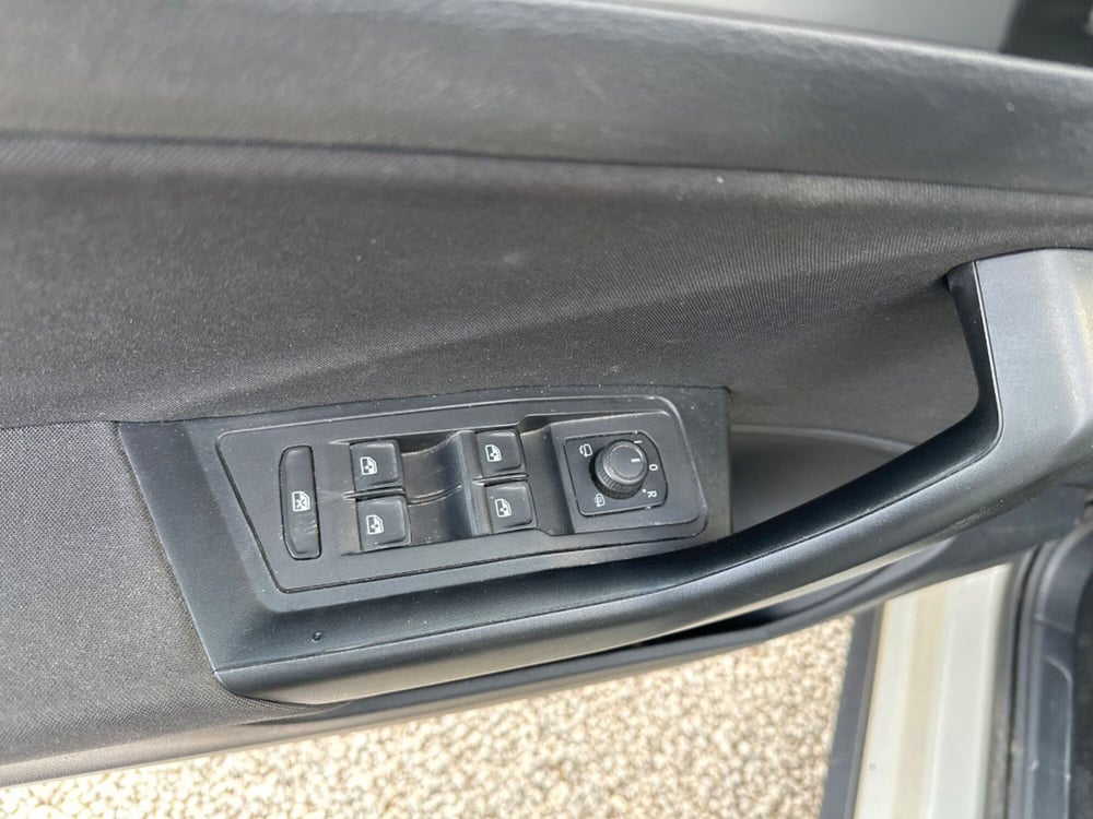 Volkswagen T-Roc usata a Salerno (14)