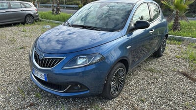 Lancia Ypsilon 1.0 FireFly 5 porte S&amp;S Hybrid Gold Plus del 2023 usata a Fisciano