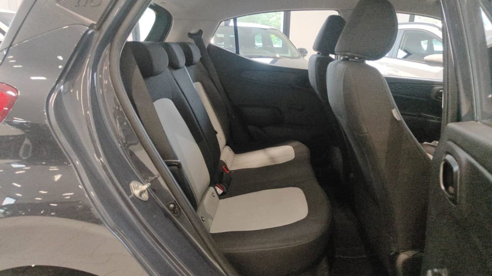 Hyundai i10 usata a Firenze (12)