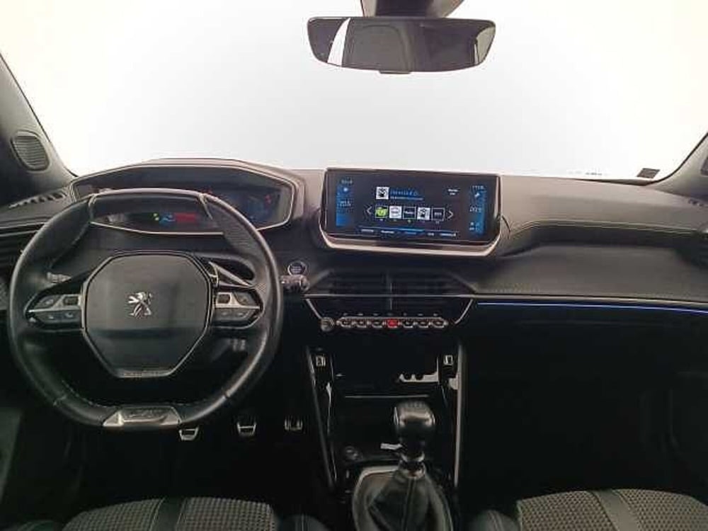 Peugeot 2008 usata a Venezia (10)