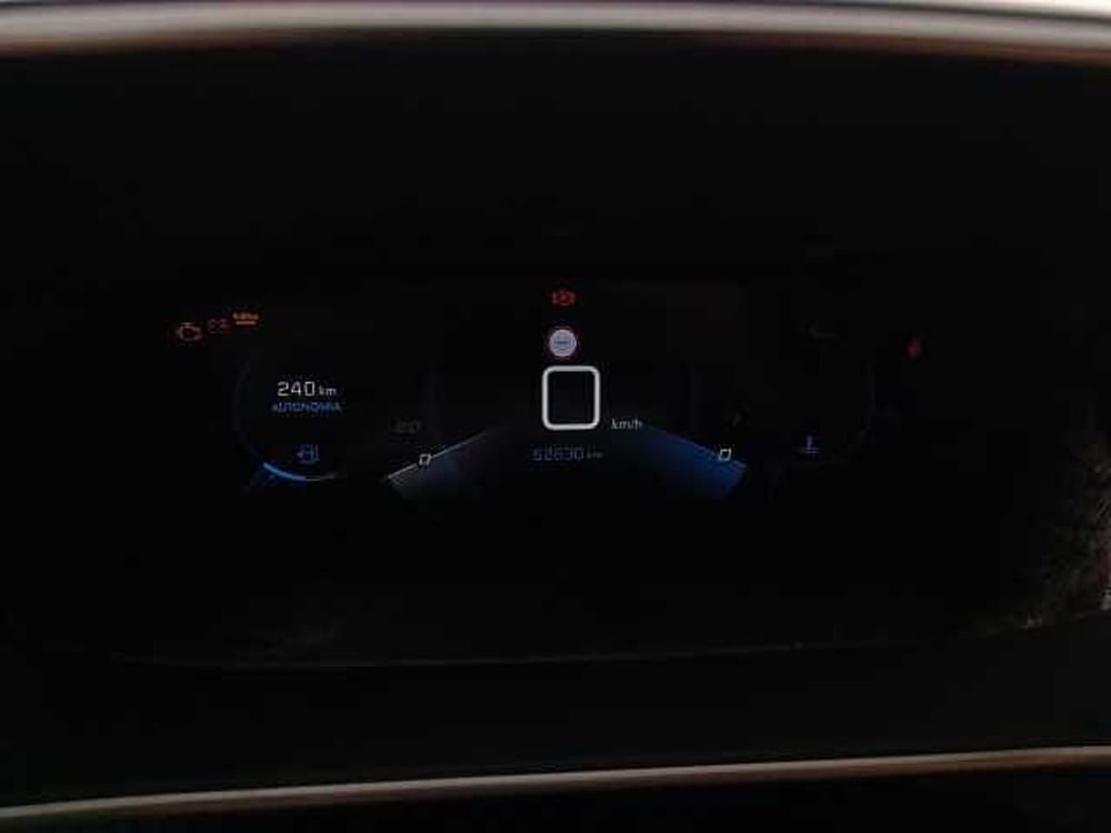 Peugeot 2008 usata a Venezia (12)