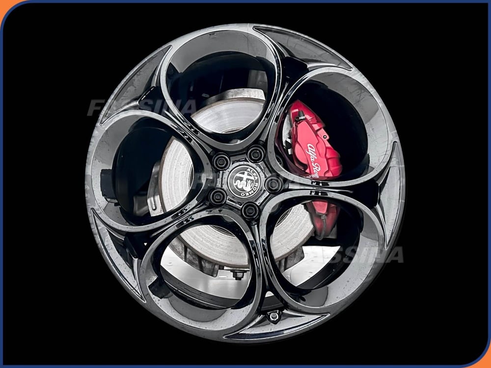 Alfa Romeo Stelvio usata a Milano (7)