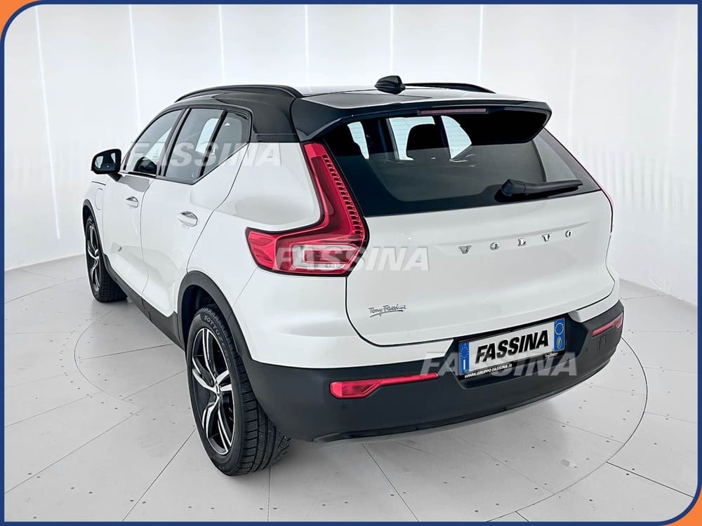 Volvo XC40 usata a Milano (4)