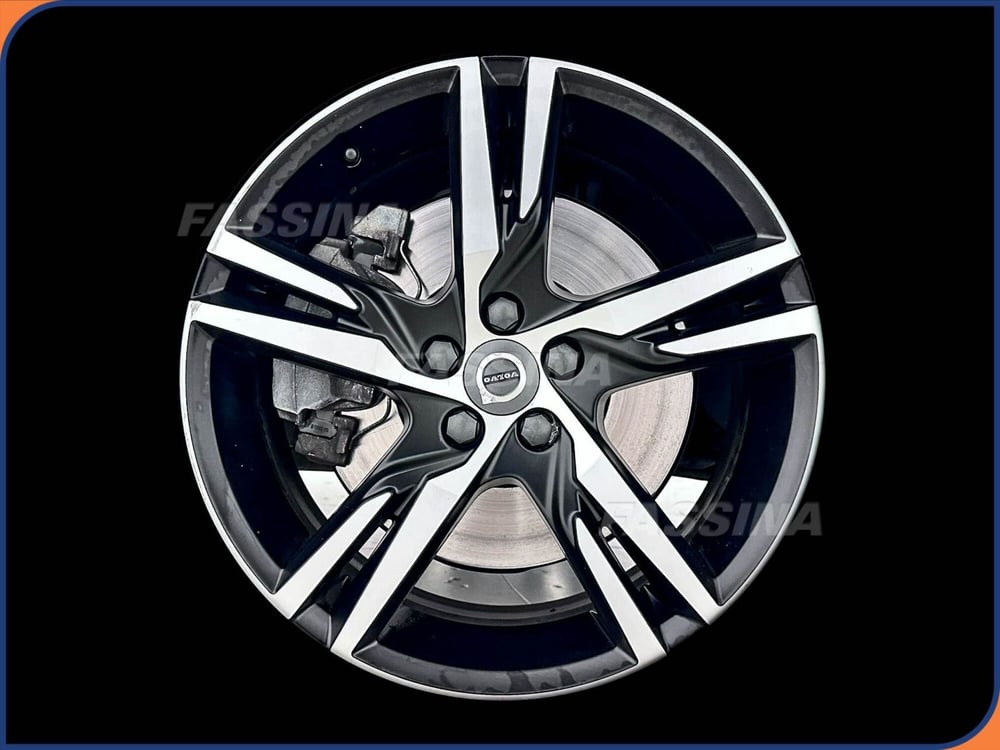 Volvo XC40 usata a Milano (7)
