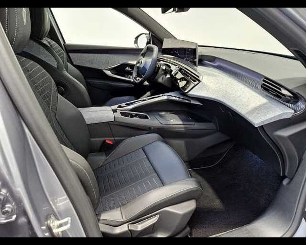 Peugeot 3008 nuova a Milano (9)