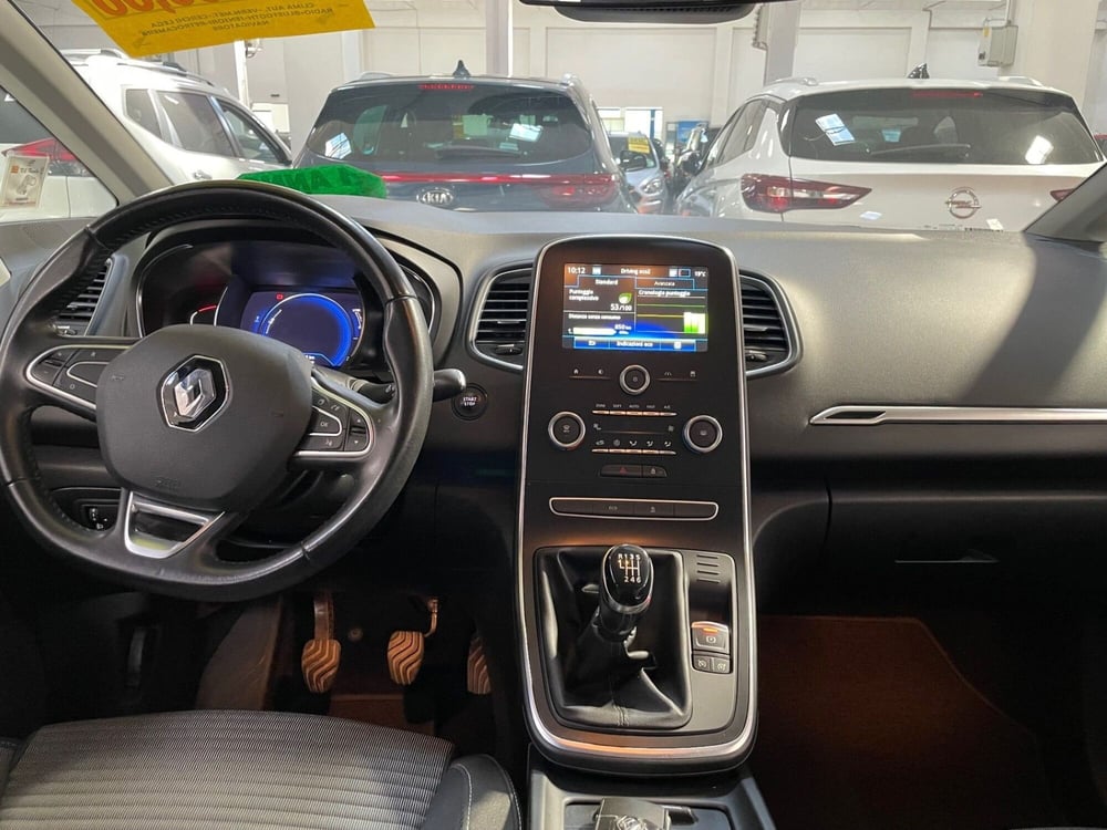 Renault Grand Scénic usata a Lucca (10)