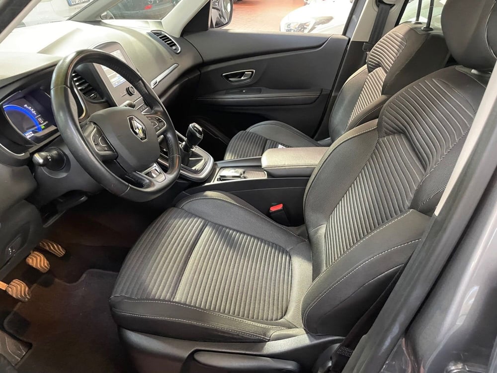 Renault Grand Scénic usata a Lucca (8)