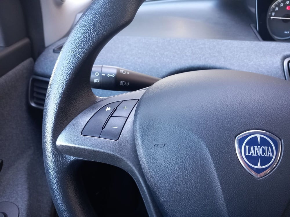 Lancia Ypsilon usata a Cagliari (13)