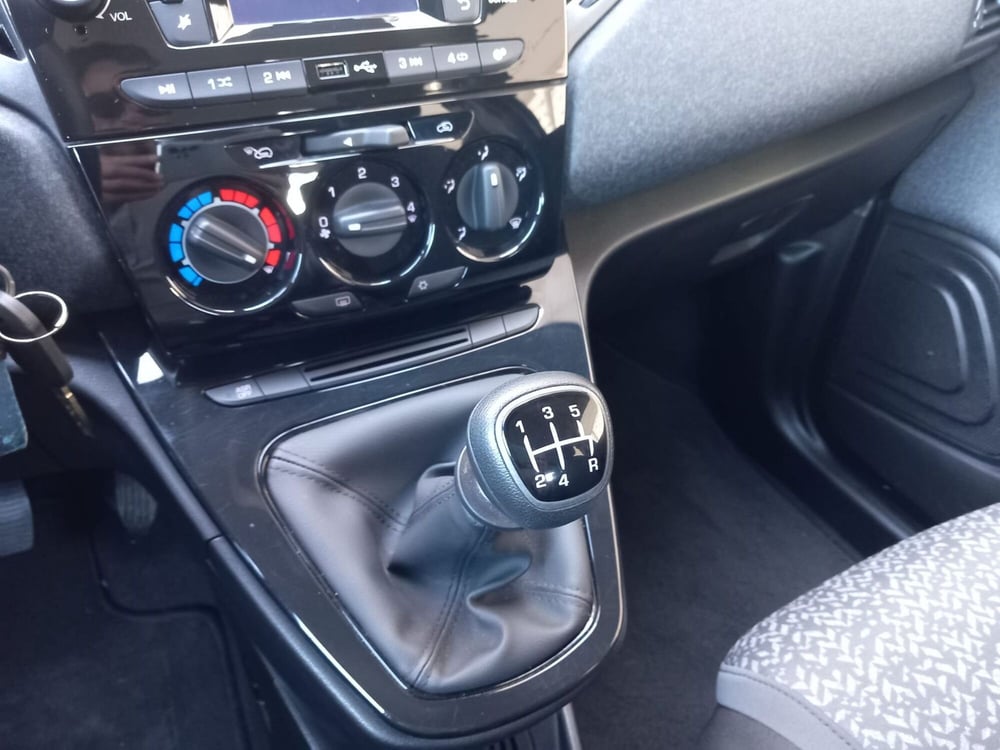 Lancia Ypsilon usata a Cagliari (17)