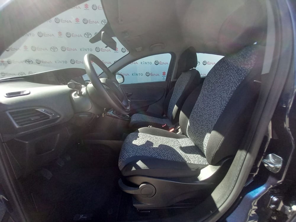 Lancia Ypsilon usata a Cagliari (8)